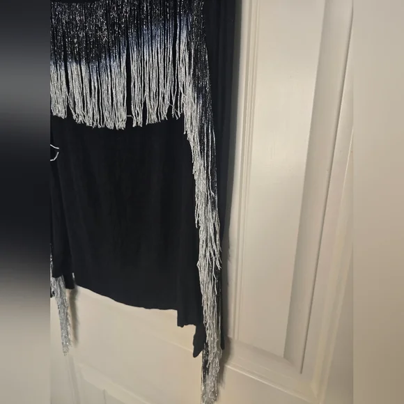 Black and Silver Fringe Blouse - Picture 8 of 8